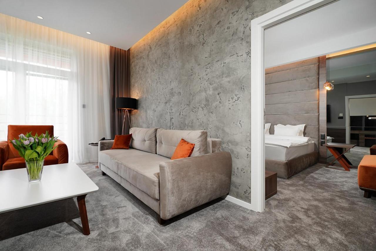 Hotel Srbija Lux Stara Pazova Eksteriør bilde